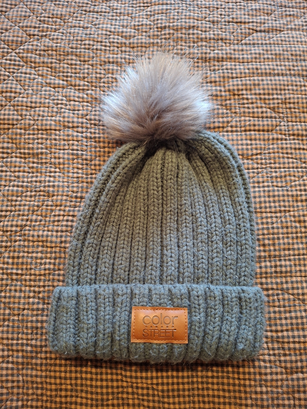 Color Street Grey Knit Pom Beanie with Faux Fur